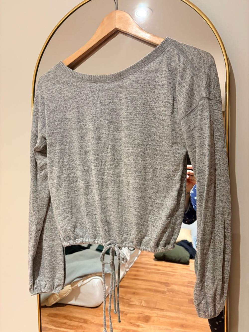Abercrombie & Fitch Heather Gray Drawstring Hem Long-Sleeve Top
